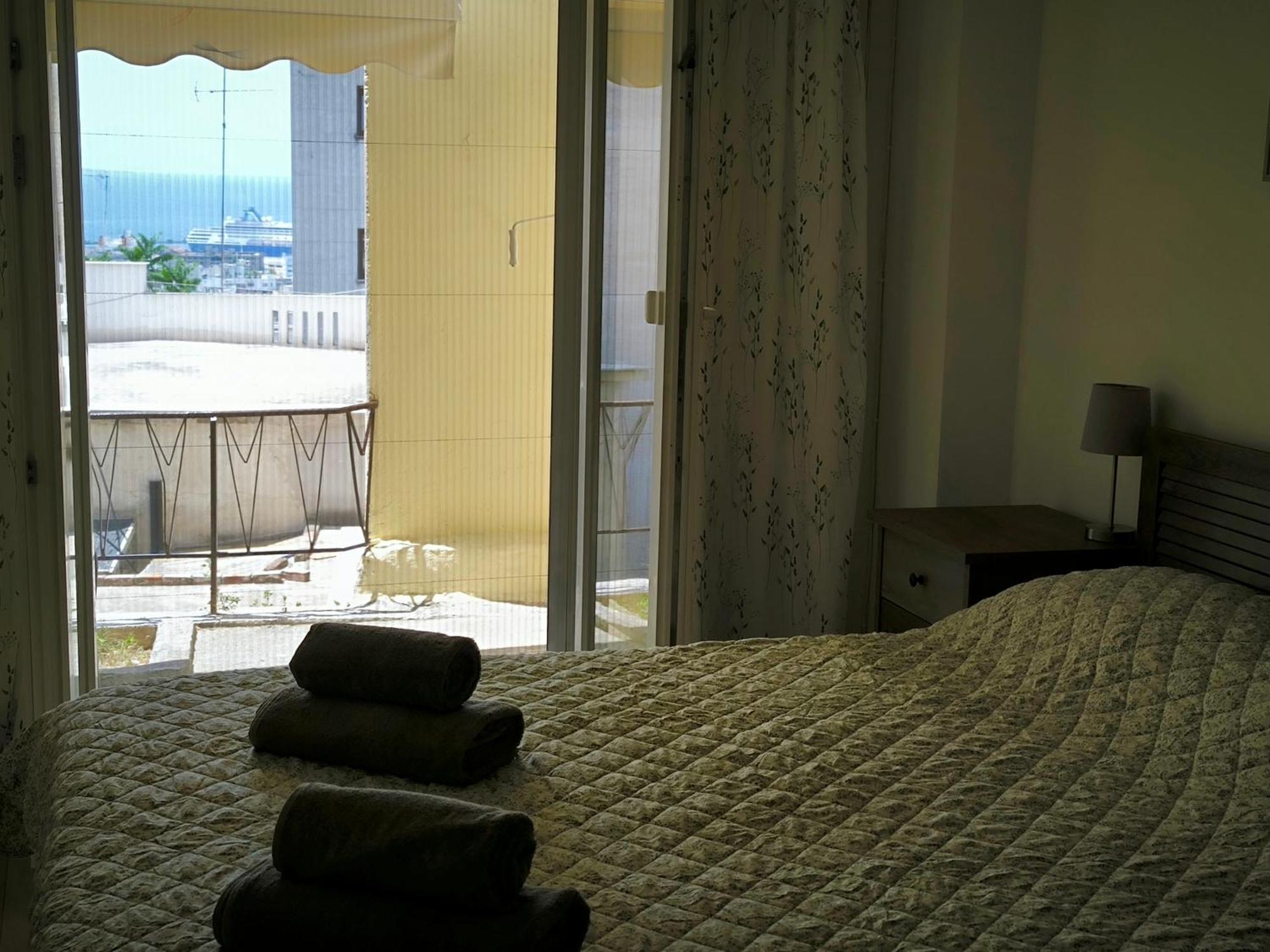Port View, Veranda, 80 Sqm, Spacious Place For 6 Thessaloniki Buitenkant foto